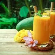 Suco de Manga com Hortelã e Limão