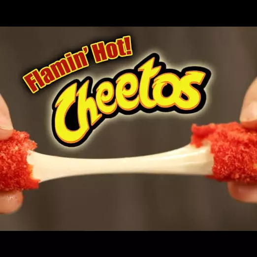 KUSHIAGES DE QUESO FLAMING HOT 4 PIEZAS