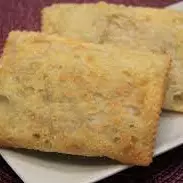 Pastel de frango com cheddar