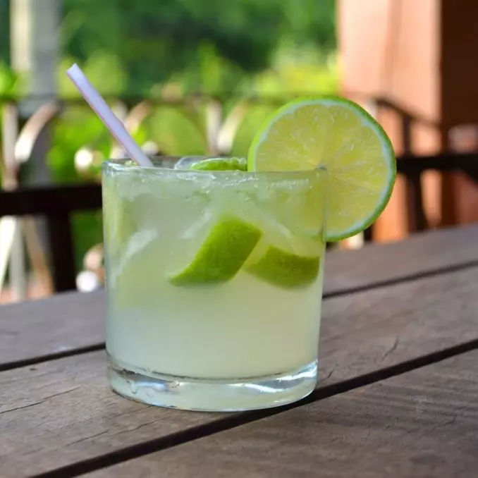 Caipirinha de cachaça