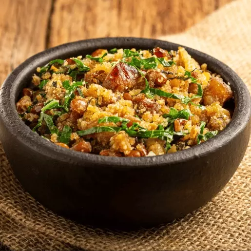 Feijão tropeiro (Meia porção)