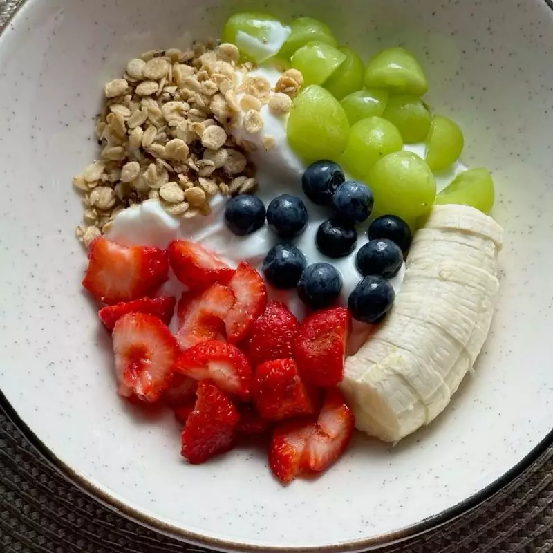 Kids granola bowl