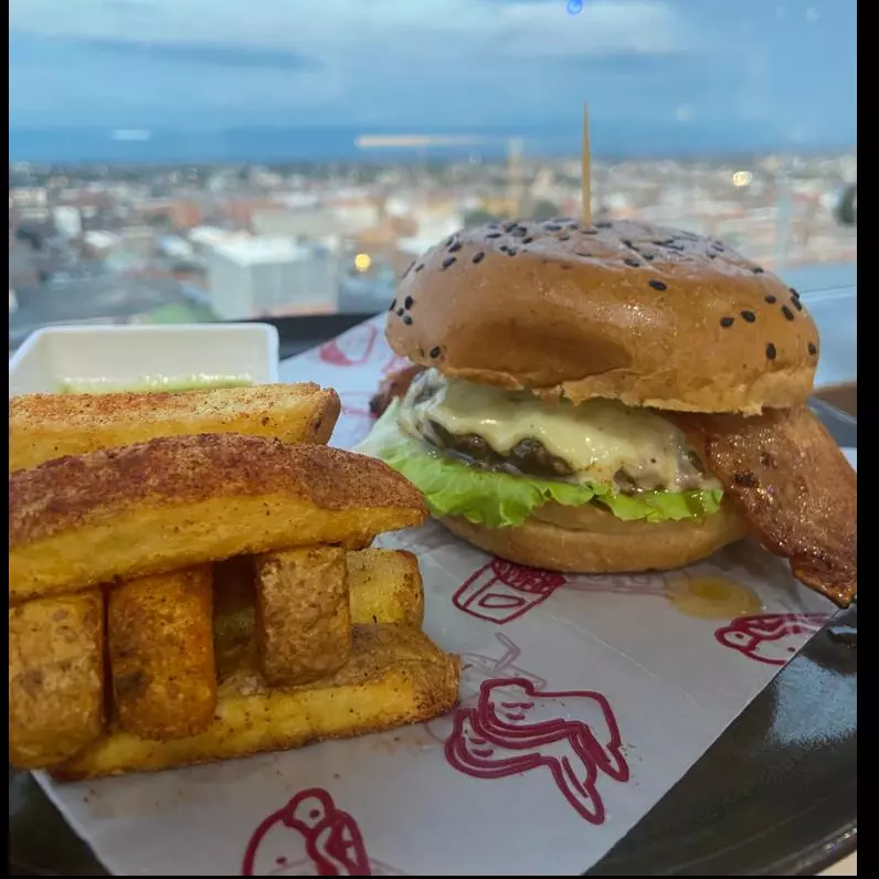 HAMBURGUESA CONTEMPORANEA