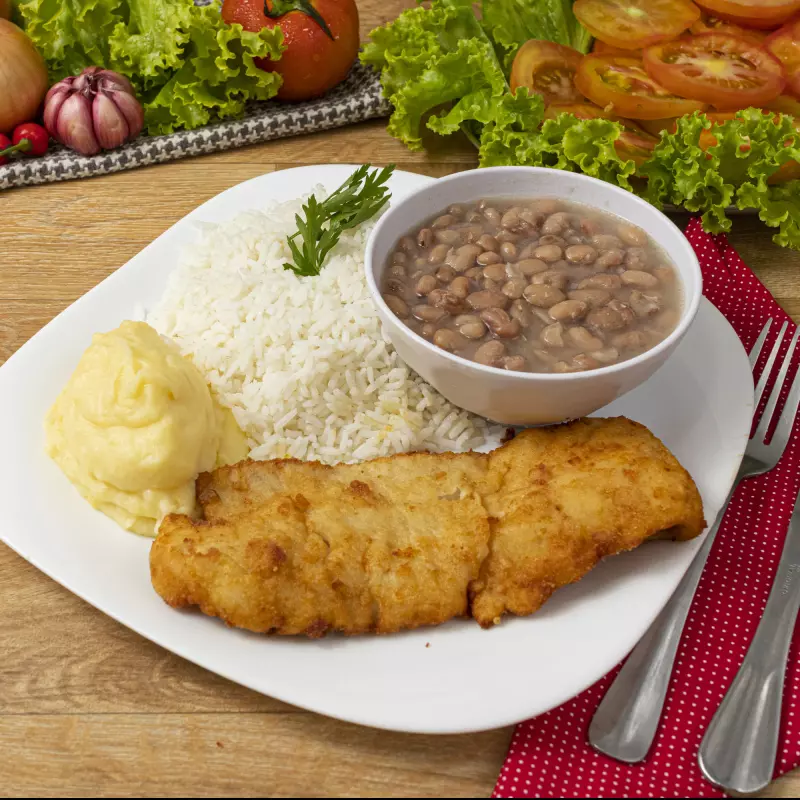 Filé de Merluza Empanado