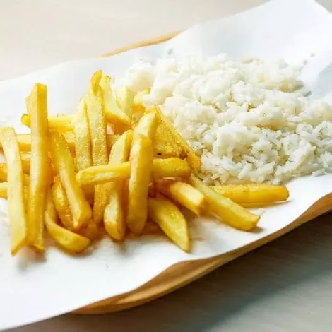 Porção de Arroz com Batata Frita