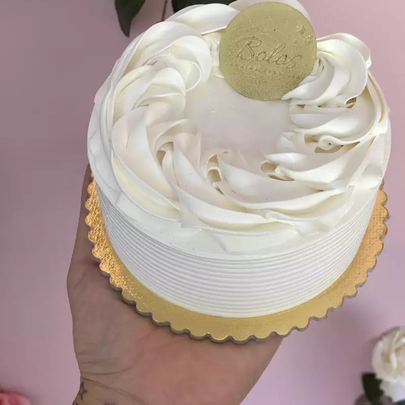 Bolo com chantininho