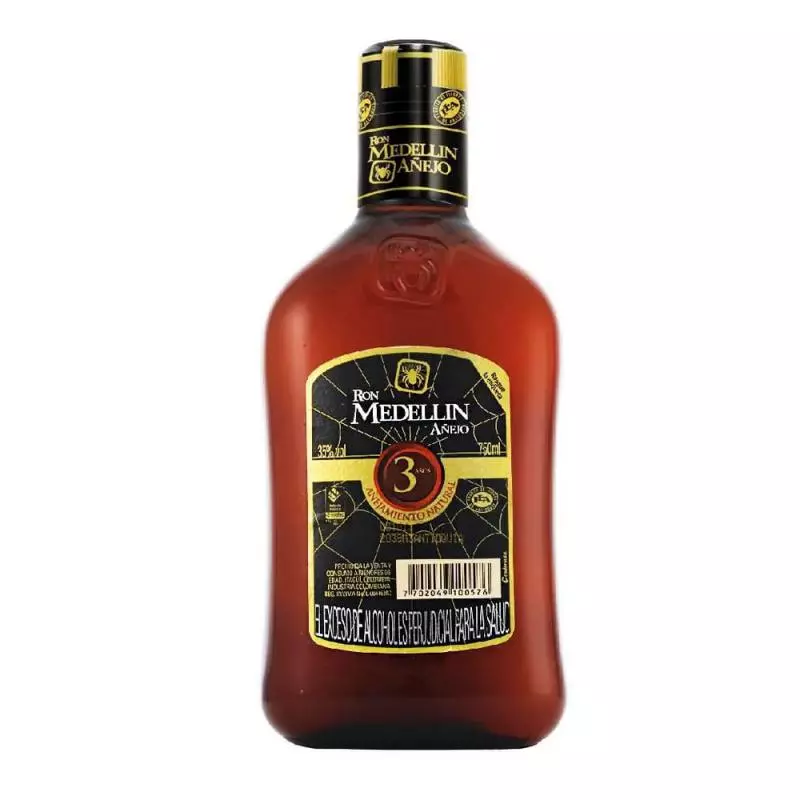Ron Medellín botella x 750ml