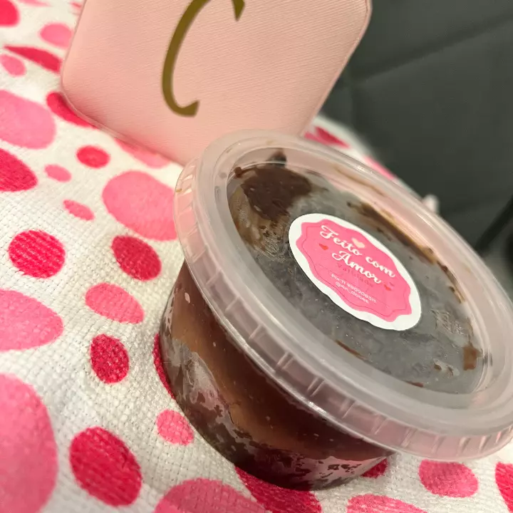 Bolo de pote Brigadeiro