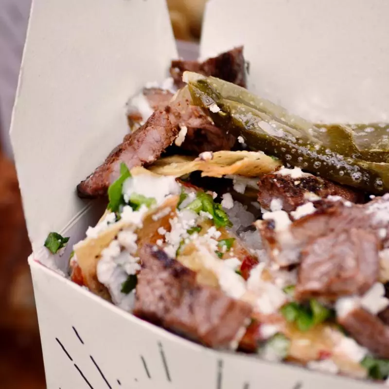Chilaquiles con Arrachera