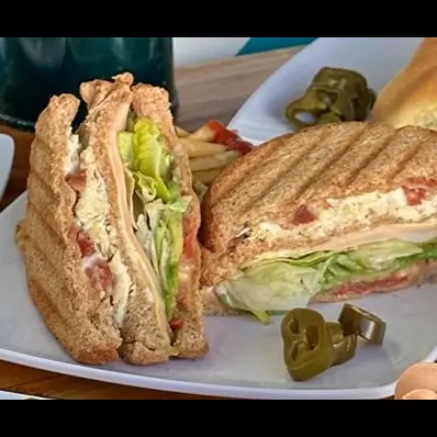 Combo Club Sandwich+Papas+Jugo