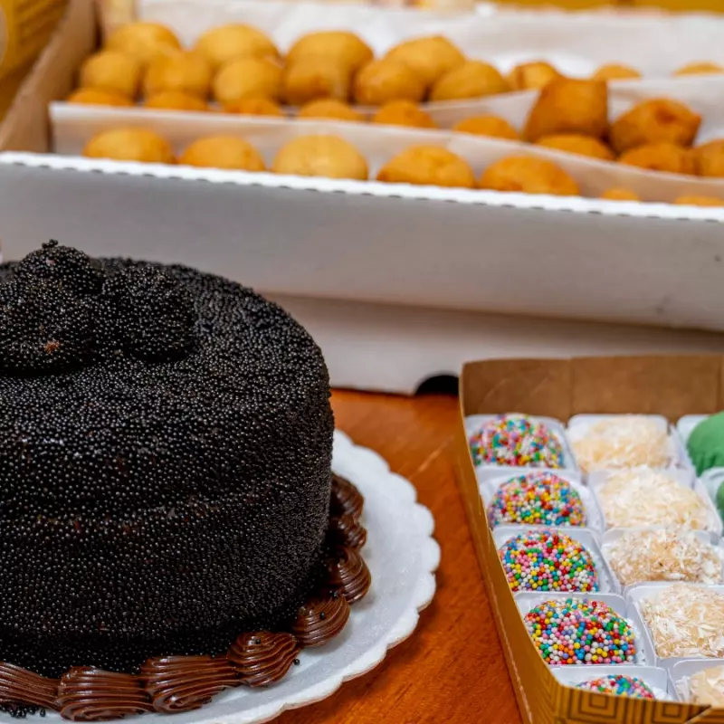 Kit 30 pessoas- Com Doces