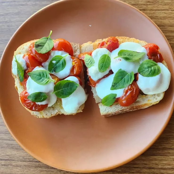 BRUSCHETTA CAPRESE