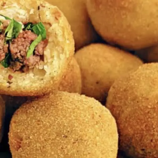 Porção de bolinha de carne