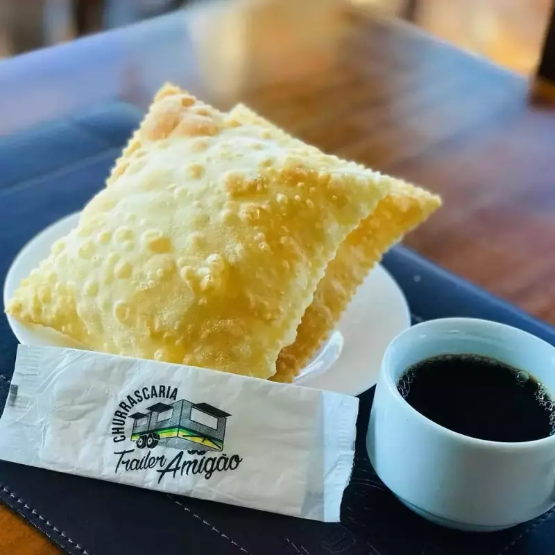 PASTEL FRITO