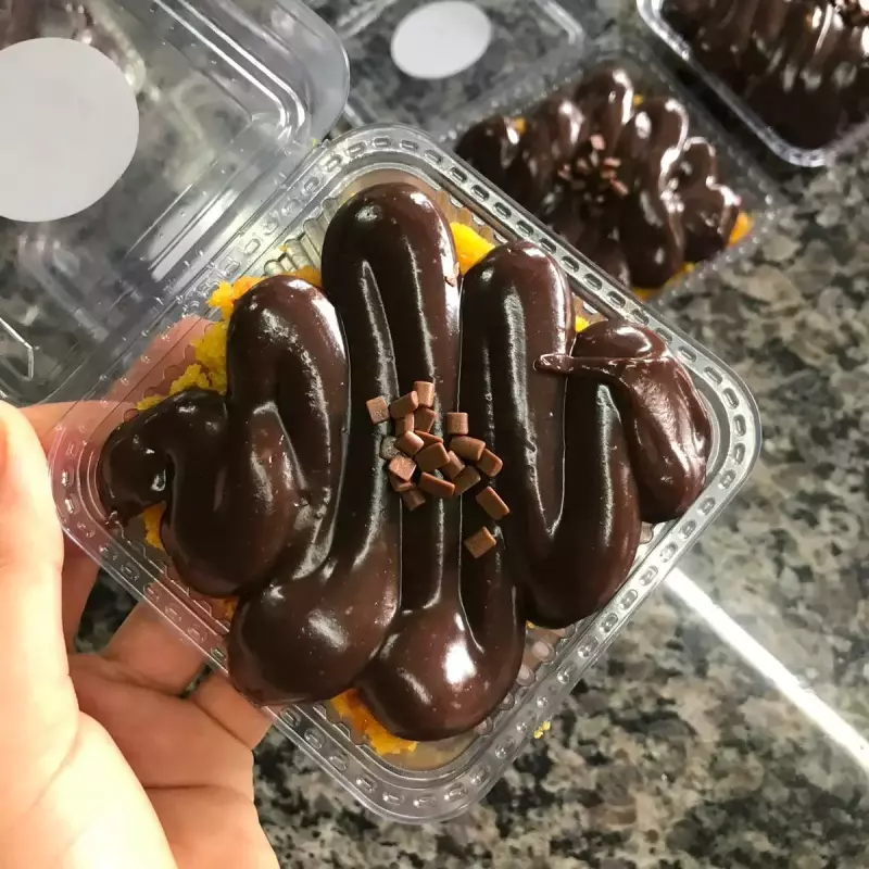 BOLO CAXINHA- CENOURA COM CHOCOLATE