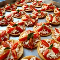 MINI PIZZAS