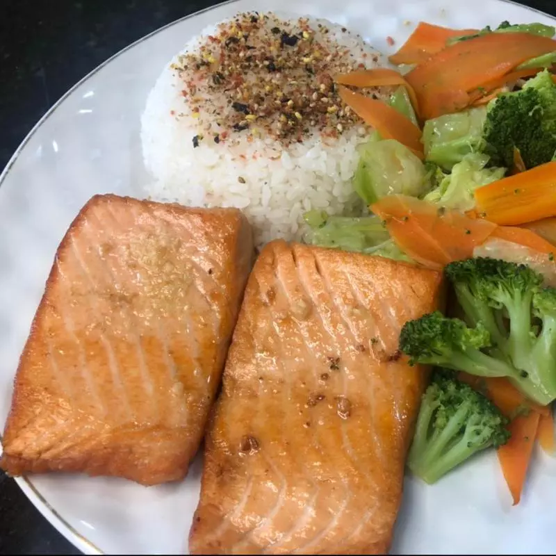 Teppan Yaki de Salmão