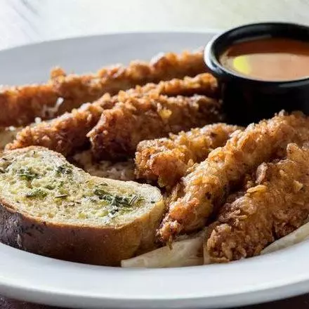 FETUCCINI ALFREDO CON TIRAS ZINGA