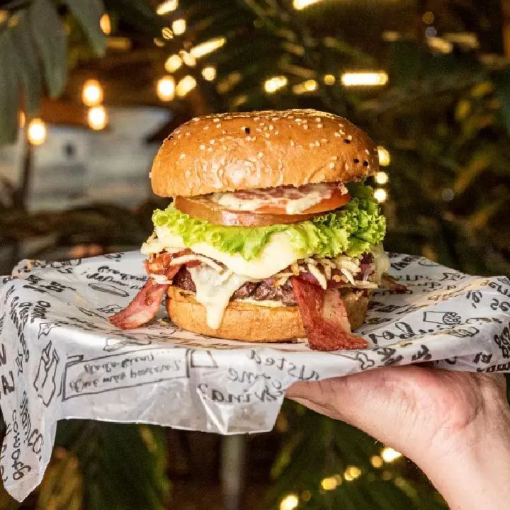 HAMBURGUESA ESPECIAL