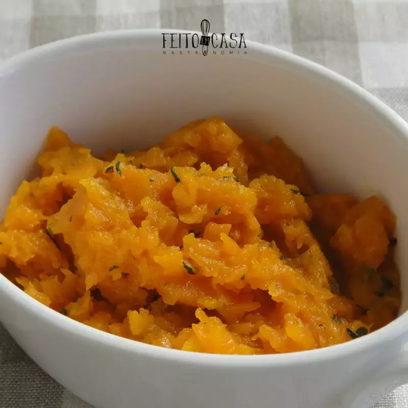 Purê de cenoura rústico