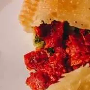 Brócolis com Queijo e Tomate Seco