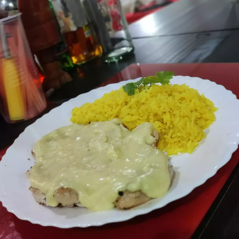 PECHUGA A LOS 4 QUESOS