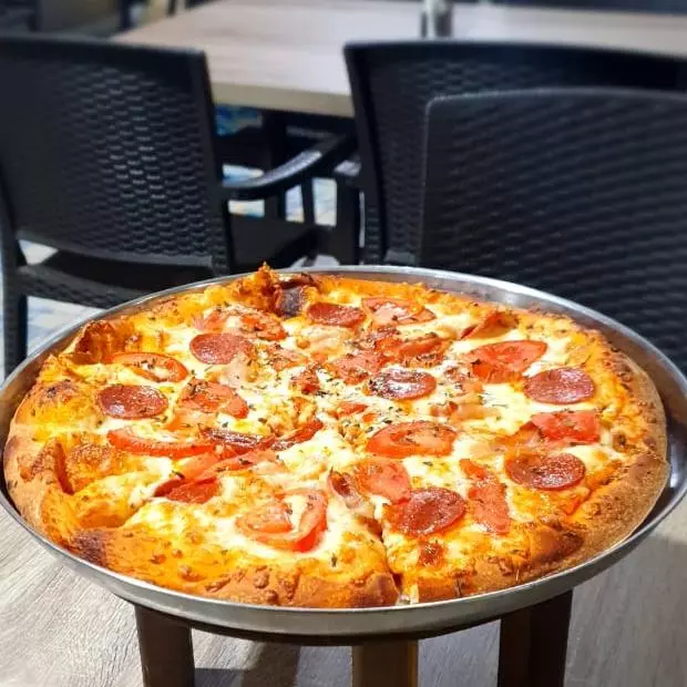 Canadian Pizza