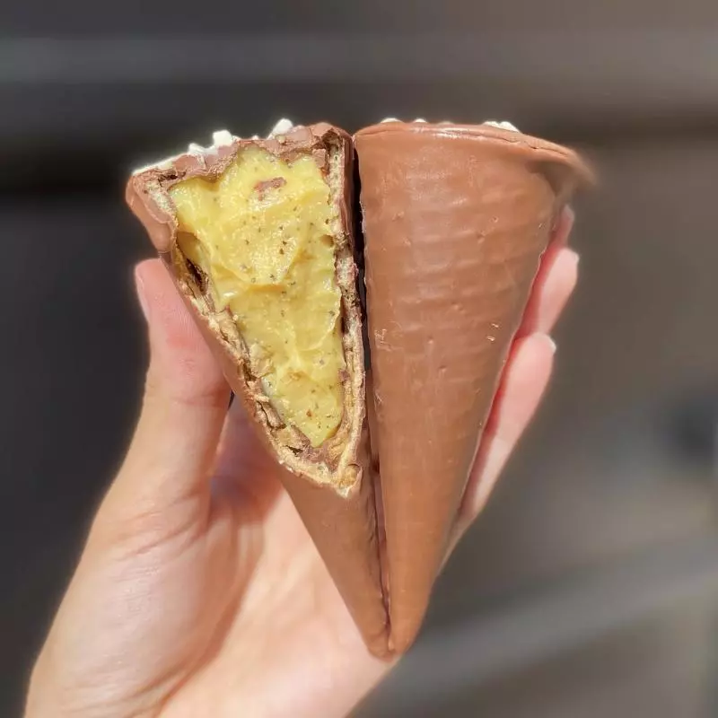 Cone trufado de maracujá