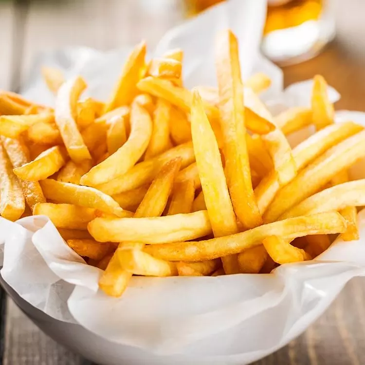 200g Batata Frita C/ 8 Mini Pasteis