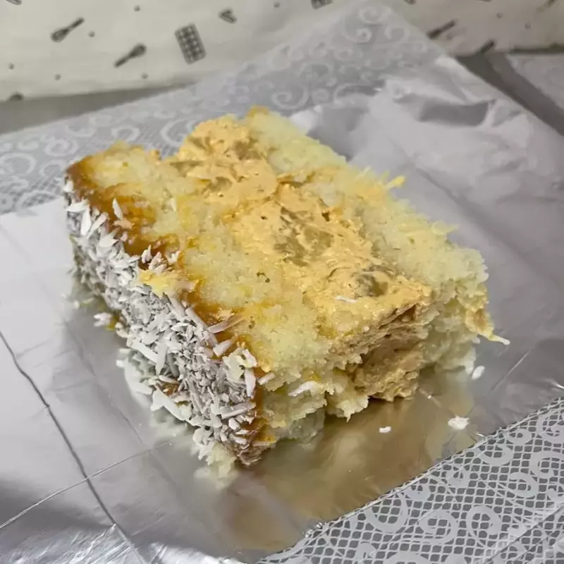 Bolo - Doce de Leite, abacaxi e coco