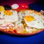 Chilaquiles Rellenos divorciados