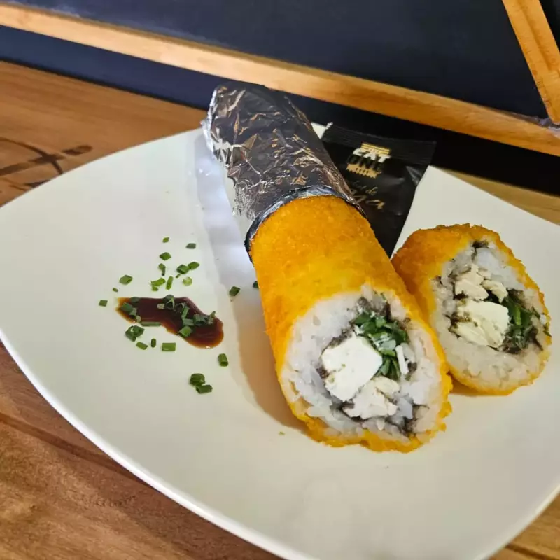 Handroll Pollo