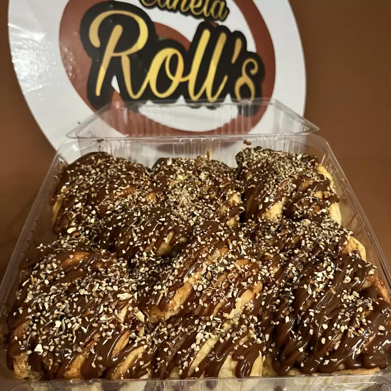 Canela Roll's Cajeta 6