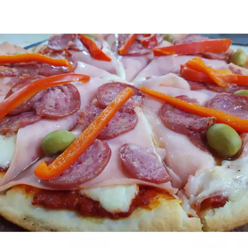 Pizza Especial de Calabreza