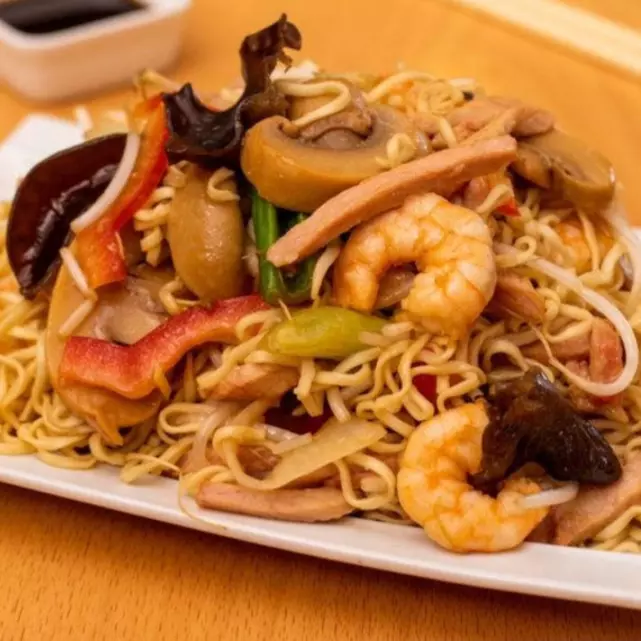 CHAOMIN VEGETARIANO C/ FIDEOS