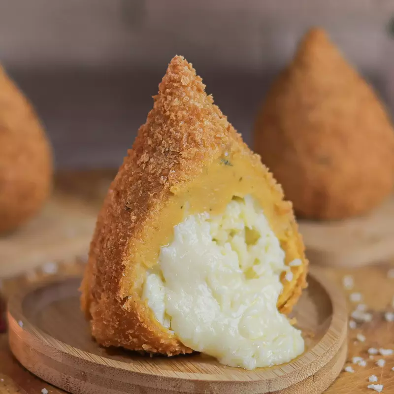 Coxinha Gourmet 3 Queijos