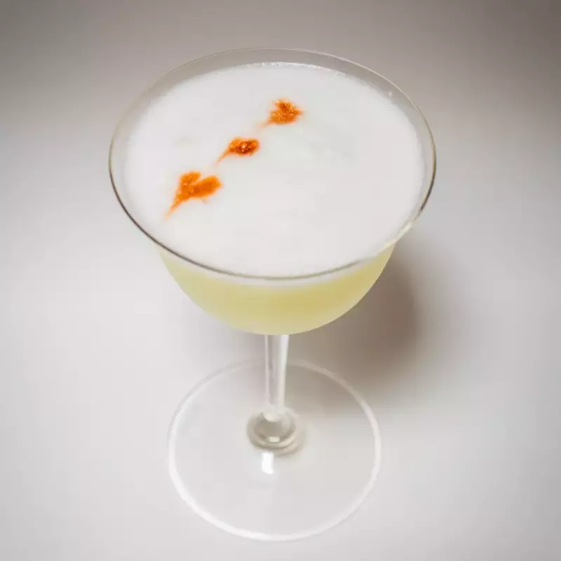 Gin sour