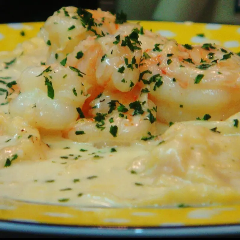 Creme de palmito e camarões