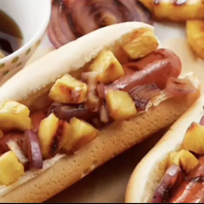 Hot-Dog Hawaiano