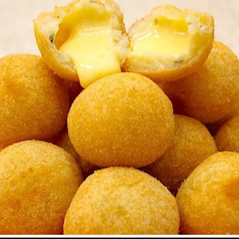 Mini Bolinha de queijo