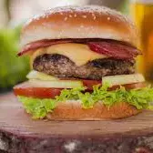 Hamburguesa con aguacate