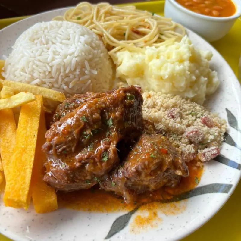 M.do dia: Carne bovina ao molho