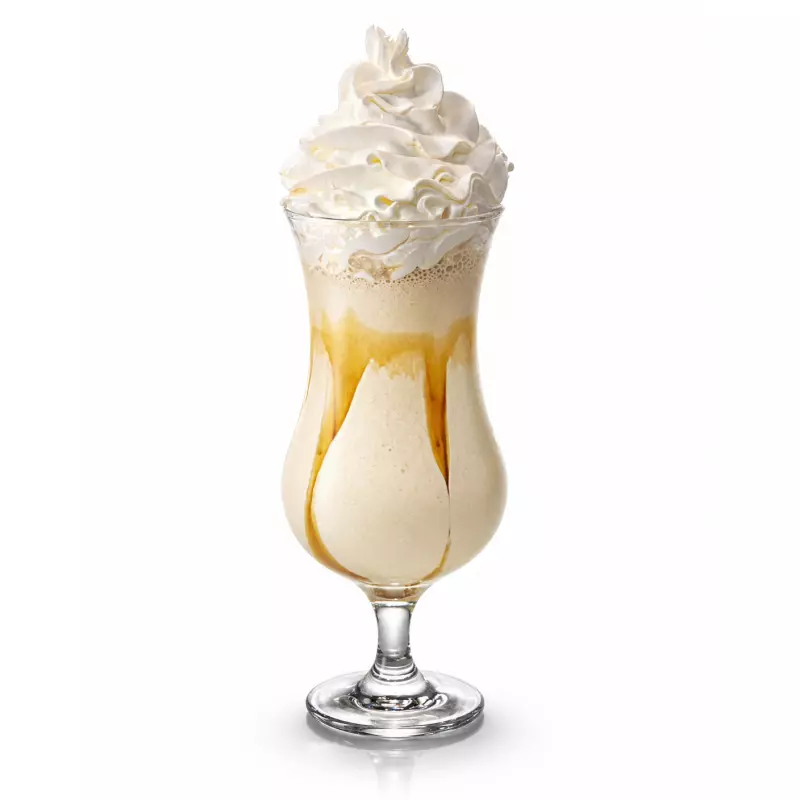 Cappuccino gelado com chantilly
