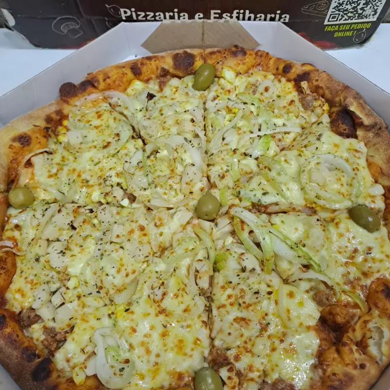 PIZZA BRASILEIRA (Atum, Palmito)