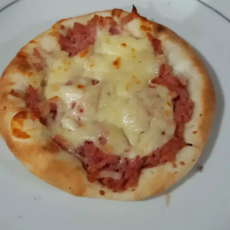 Esfiha de Calabresa com Catupiry