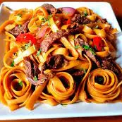 Tallarin saltado mixto
