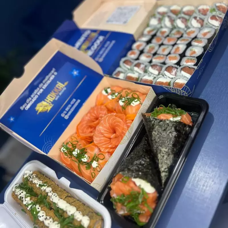 COMBO PREMIUM SALMÃO + 2 TEMAKI