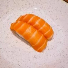 Niguiri de Salmão Maçaricado