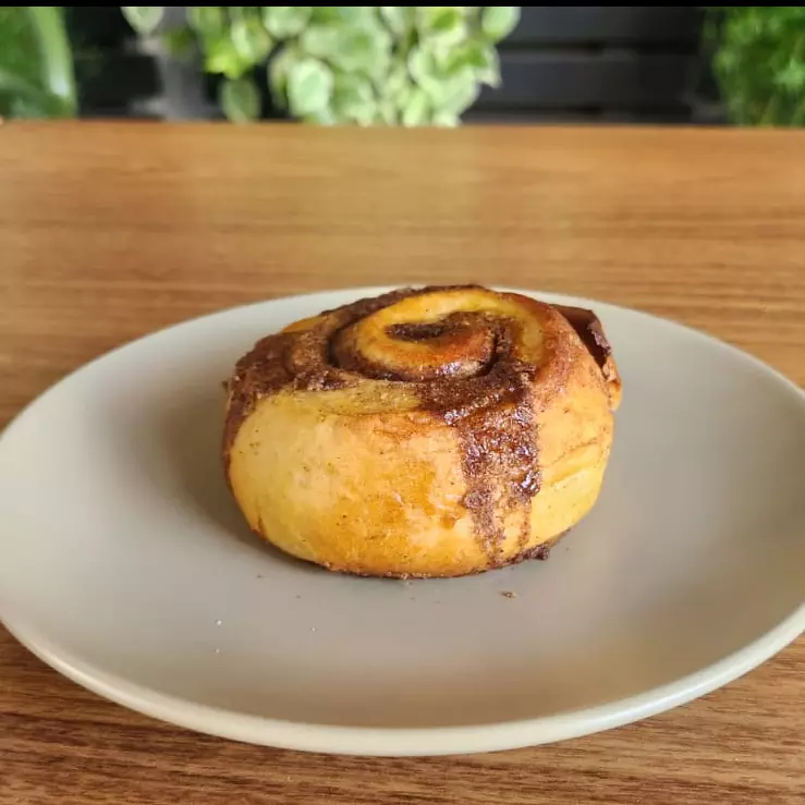 CINNAMON ROLL