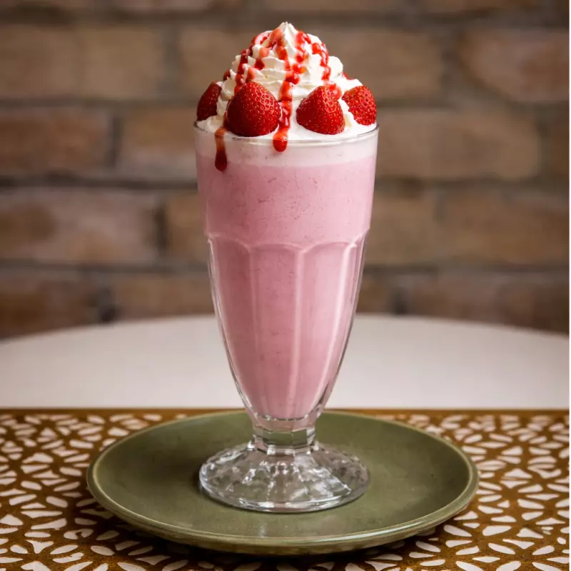MILKSHAKE DE MORANGO